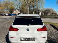 Gebraucht BMW 118 136 PS (100 kW) 2018 Weiß Kleinwagen