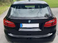 Gebraucht BMW 218 Advantage 150 PS (110 kW) 2011 Schwarz Van / Kleinbus