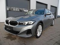 Gebraucht BMW 318 Performance 150 PS (110 kW) 2023 Grau Kombi
