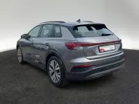 Gebraucht Audi Q4 e-tron Advanced Plus 194 kW (265 PS) 2023 Taifungrau metallic SUV