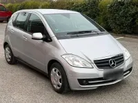 Gebraucht Mercedes A160 Avantgarde 95 PS (69 kW) 2010 Silber Limousine