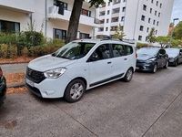 Gebraucht Dacia Lodgy 102 PS (75 kW) 2019 Weiß Van / Kleinbus