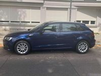 Gebraucht Audi A3 Attraction 125 PS (91 kW) 2016 Blau Kombi