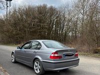 Gebraucht BMW 318 143 PS (105 kW) 2004 Silber Limousine
