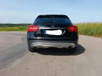 Gebraucht Mercedes GLA180 122 PS (89 kW) 2016 Schwarz SUV