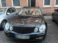 Gebraucht Mercedes E220 125 PS (91 kW) 2009 Schwarz Kombi