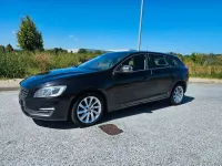 Gebraucht Volvo V60 Business Edition 136 PS (100 kW) 2015 Schwarz Kombi