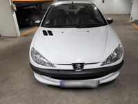 Gebraucht Peugeot 206 75 PS (55 kW) 2005 Weiß Kleinwagen
