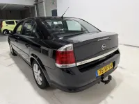 Gebraucht Opel Vectra Cosmo 140 PS (102 kW) 2007 Schwarz Limousine