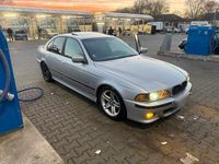 Gebraucht BMW 530 193 PS (141 kW) 2002 Silber Limousine