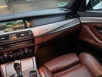 gebraucht BMW 530 X-drive M-Packen original Top Zustand