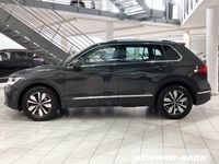Gebraucht VW Tiguan Move 150 PS (110 kW) 2023 Uranograu (grau) SUV