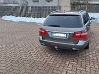 Gebraucht Mercedes E350 Avantgarde 306 PS (225 kW) 2011 Grau Limousine