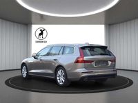 Gebraucht Volvo V60 190 PS (139 kW) 2019 Grau Kombi