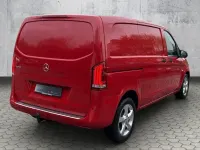 Gebraucht Mercedes Vito 190 PS (139 kW) 2016 Rot Van