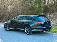 Gebraucht VW Passat Highline 150 PS (110 kW) 2015 Schwarz Kombi