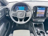 Gebraucht Volvo XC40 Core 163 PS (119 kW) 2025 Grau SUV