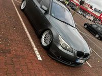 Gebraucht BMW 550 367 PS (269 kW) 2005 Grau Kombi