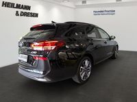 Gebraucht Hyundai i30 Advantage 101 PS (74 kW) 2025 Abyss black Kombi