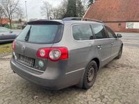 Usata VW Passat Comfortline 116 CV (85 kW) 2005 Grigio Station wagon