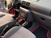 Second-hand VW Fox Style 60 CP (44 kW) 2011 Roșu Hatchback