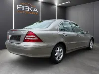 Gebraucht Mercedes C220 Elegance 150 PS (110 kW) 2006 Silber Limousine