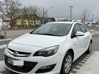 Gebraucht Opel Astra Edition 120 PS (88 kW) 2015 Weiß Limousine
