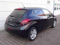 Gebraucht Peugeot 208 Allure 110 PS (80 kW) 2019 Schwarz perla nera/metalliclackierung mit schutzlack Kleinwagen