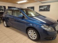 Gebraucht Mercedes B180 122 PS (89 kW) 2012 Blau Van / Kleinbus