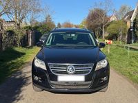 Gebraucht VW Tiguan Style 140 PS (102 kW) 2009 Schwarz SUV