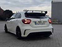 Gebraucht Mercedes A250 AMG 218 PS (160 kW) 2015 Weiß Limousine