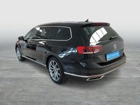 Gebraucht VW Passat Elegance 150 PS (110 kW) 2022 Deep black perleffekt Kombi