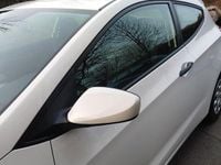 Gebraucht Hyundai i30 99 PS (72 kW) 2013 Weiß Limousine