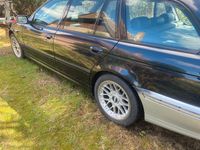 Gebraucht BMW 525 192 PS (141 kW) 2001 Schwarz Kombi
