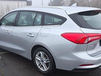 Usado Ford Focus Active 125 CV (91 kW) 2019 Gris Familiar