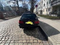 Gebraucht BMW 523 170 PS (125 kW) 2000 Schwarz Kombi