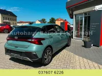 Neu Hyundai i20 79 PS (58 kW) 2025 Grün Kleinwagen