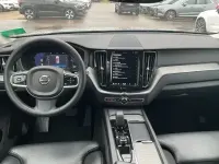 Gebraucht Volvo XC60 Plus 197 PS (144 kW) 2024 Vapour grey SUV
