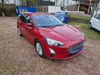 Gebraucht Ford Focus 125 PS (91 kW) 2021 Rot Limousine