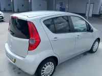 Gebraucht Opel Agila 69 PS (50 kW) 2011 Silber Kleinwagen