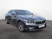 Gebraucht BMW 520 Sport Line 190 PS (139 kW) 2025 Sophistograu Limousine