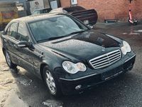 Gebraucht Mercedes C220 143 PS (105 kW) 2005 Schwarz Limousine