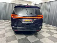 Neu Chrysler Pacifica 291 PS (214 kW) 2026 Schwarz Van