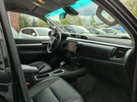 gebraucht Toyota HiLux 2.8 4x4 Double Cab Automatik/Leder/AHK