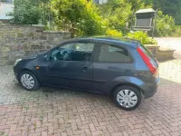 Gebraucht Ford Fiesta 60 PS (44 kW) 2006 Grau Kleinwagen