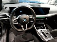 Gebraucht BMW 320 Performance 190 PS (139 kW) 2025 Schwarz Kombi