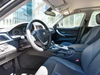 Gebraucht BMW 335 Sport Line 306 PS (225 kW) 2012 Schwarz Limousine