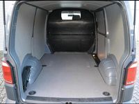 Gebraucht VW Transporter 102 PS (75 kW) 2019 Grau Van