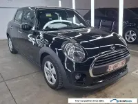 Käytetty Mini ONE 102 HP (75 kW) 2021 Musta Viistoperä