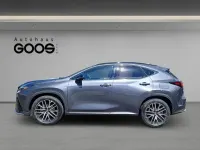 Gebraucht Lexus NX350h E-FOUR 243 PS (178 kW) 2022 Sonic grey SUV